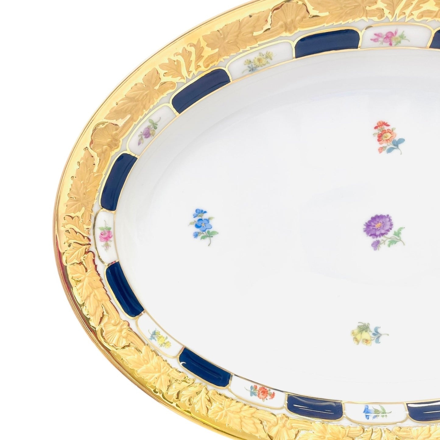 Meissen Strewn Flowers Oval Platter
