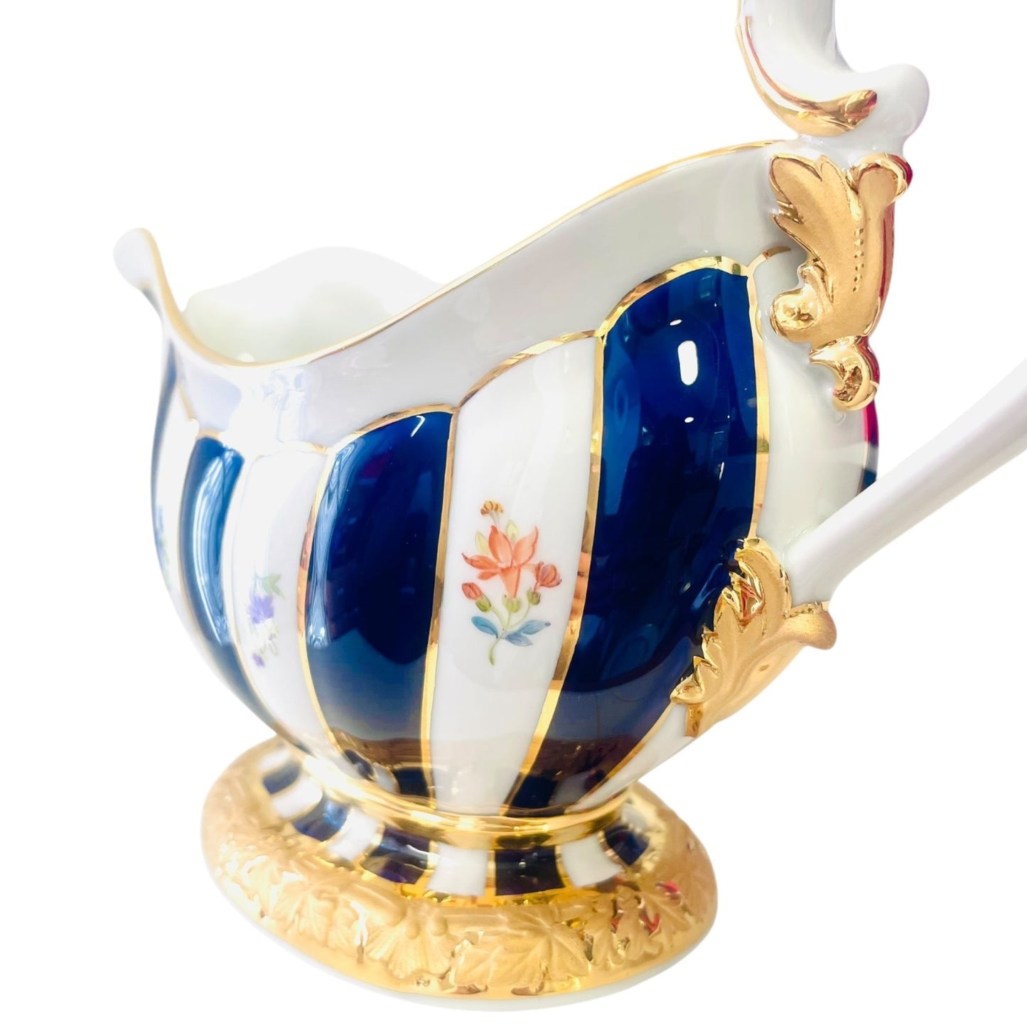 Meissen Strewn Flowers Gravy Boat