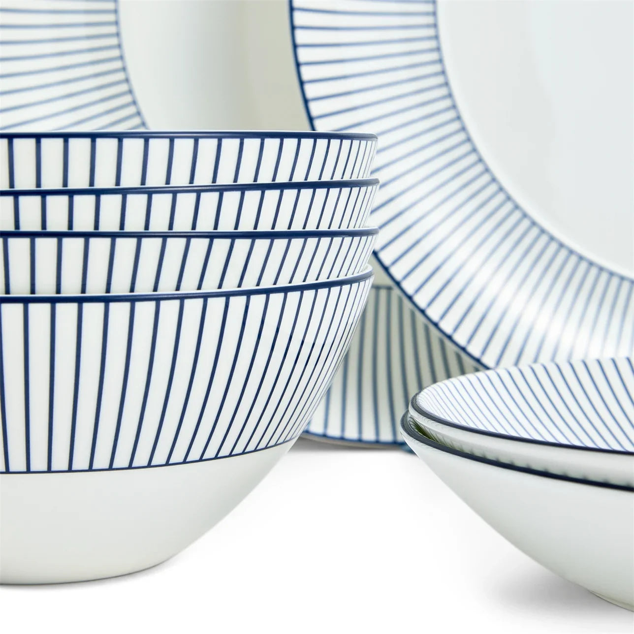 Wedgwood Gio Pinstripe 12 Piece Dinner Set White