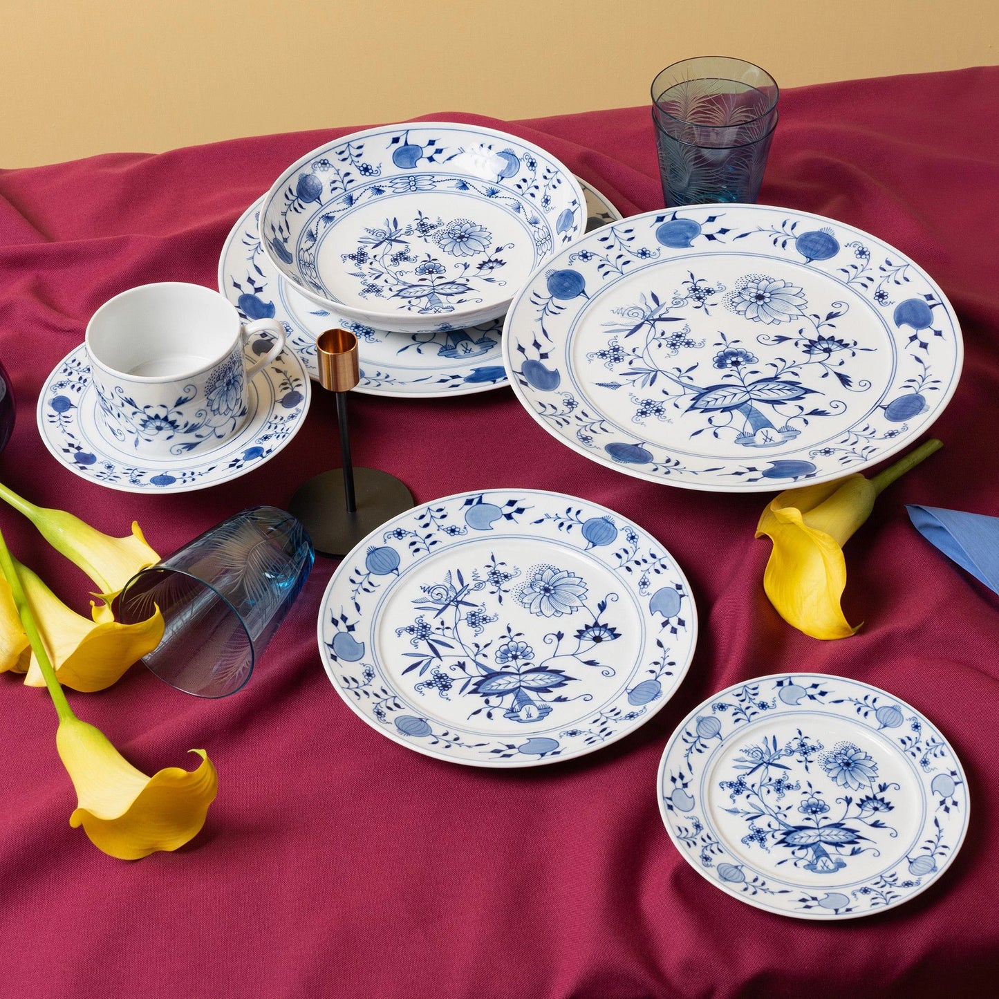 Meissen Blue Onion Bread & Butter Plate, 17 cm