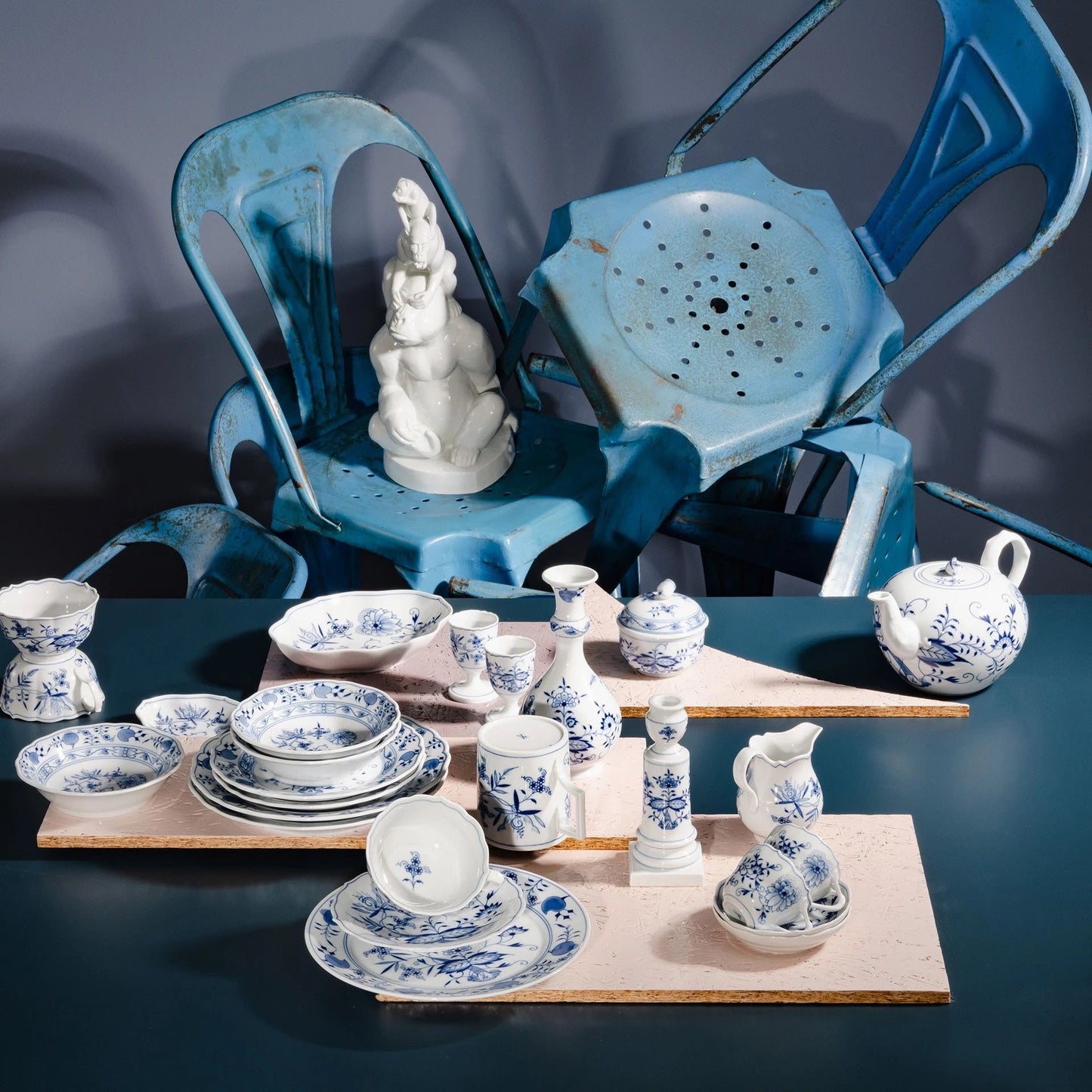 Meissen Cutout Blue Onion Mug