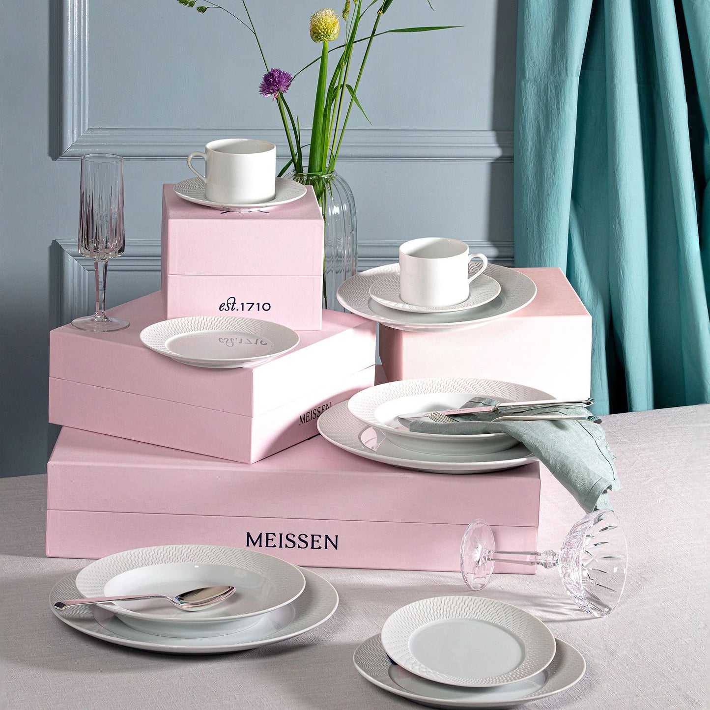 Meissen Waves Relief Dessert Plate, 22 cm