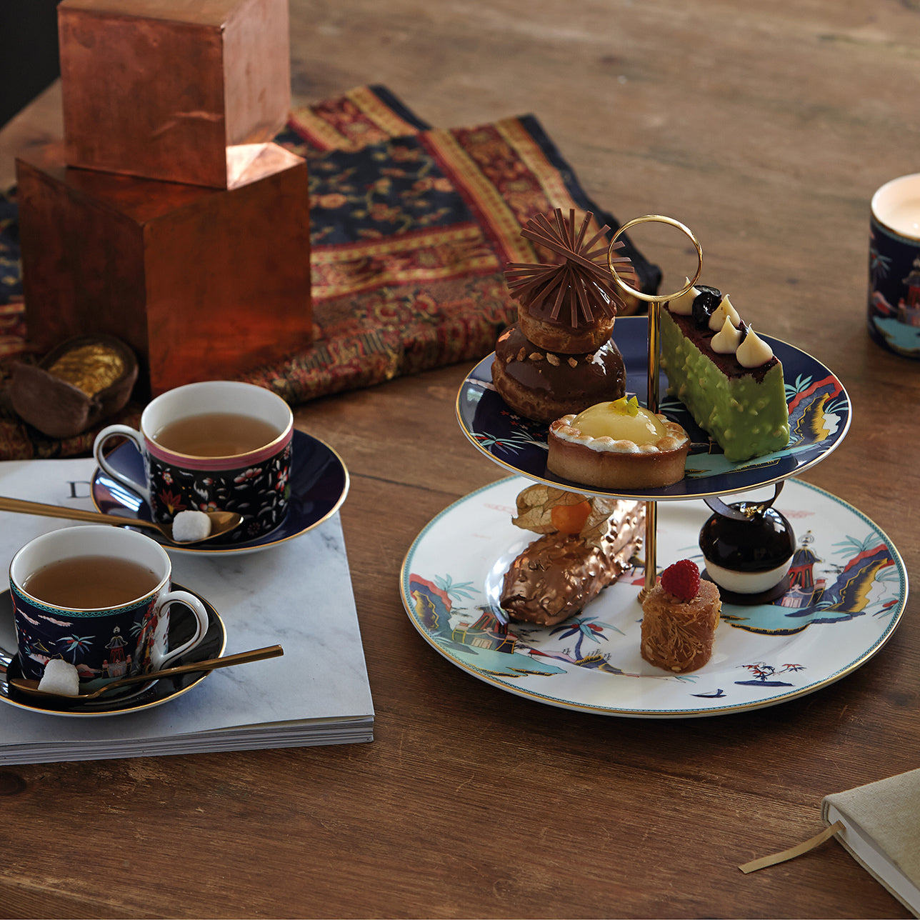 Wedgwood Wonderlust Blue Pagoda 2 Tier Cake Stand