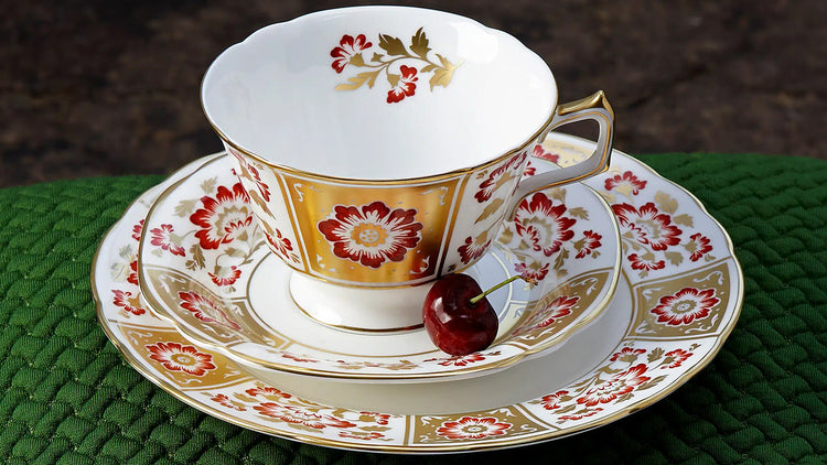 Royal Crown Derby Derby Panel Red