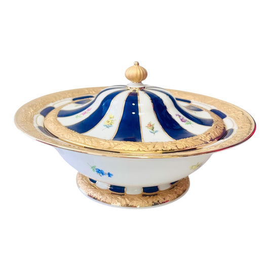 Meissen Strewn Flowers Bowl with Lid