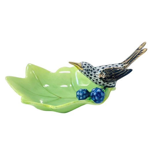 Herend Hummingbird on Leaf Fishnet Figurine