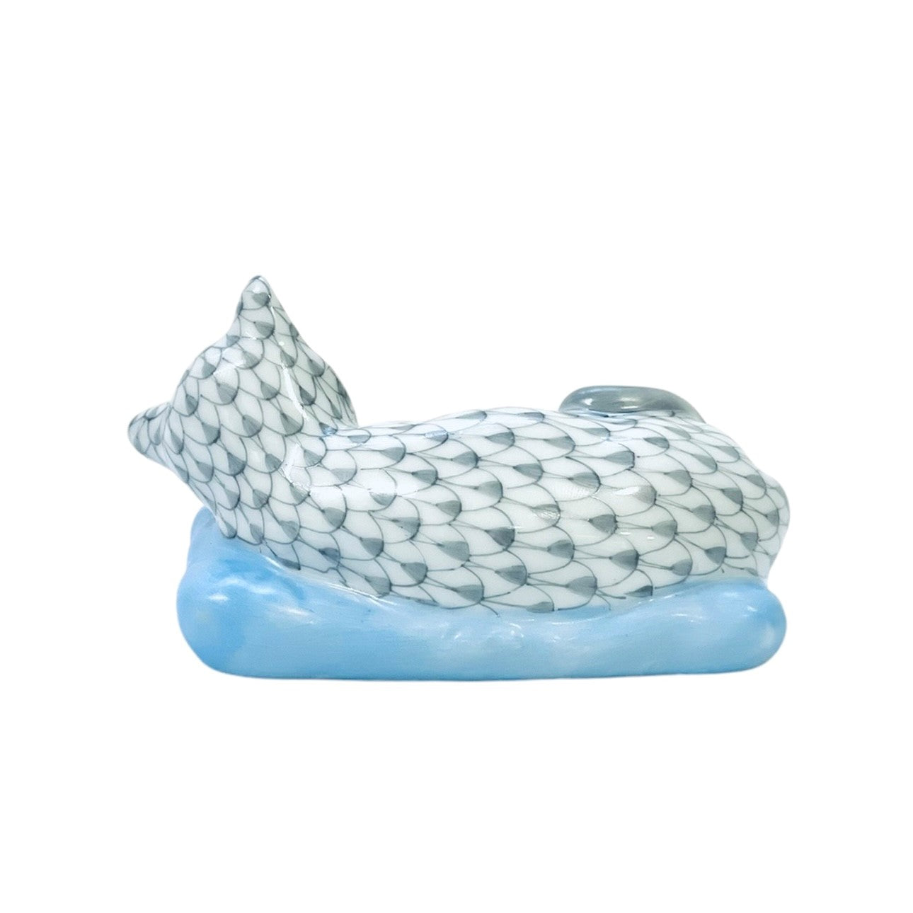 Herend Sleeping Cat on Pillow Fishnet Figurine