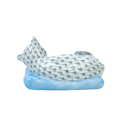 Herend Sleeping Cat on Pillow Fishnet Figurine