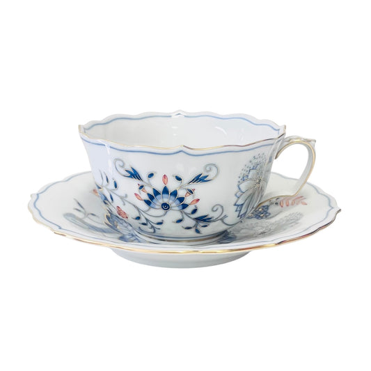 Meissen New Cutout Blue Onion Tea Cup & Saucer, 0,2 L